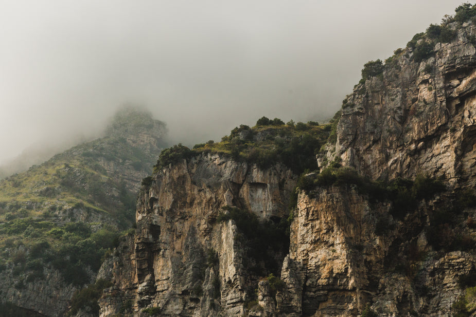 cliffs-with-foggy-background.jpg