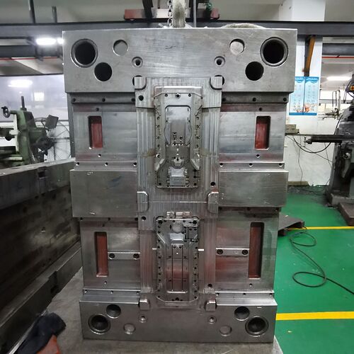 一出二机壳类注塑模